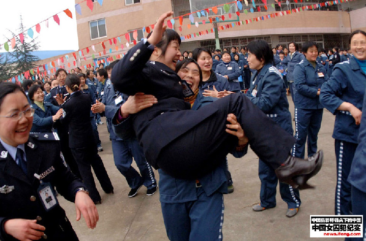 女子监狱张帆，重塑人生的挑战之旅